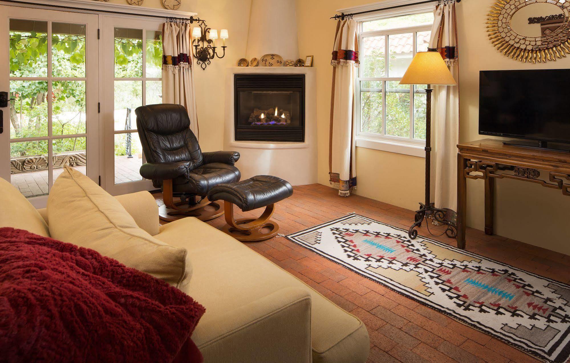 Casa Blanca Inn And Suites Farmington Zewnętrze zdjęcie