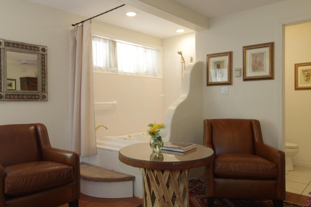 Casa Blanca Inn And Suites Farmington Zewnętrze zdjęcie
